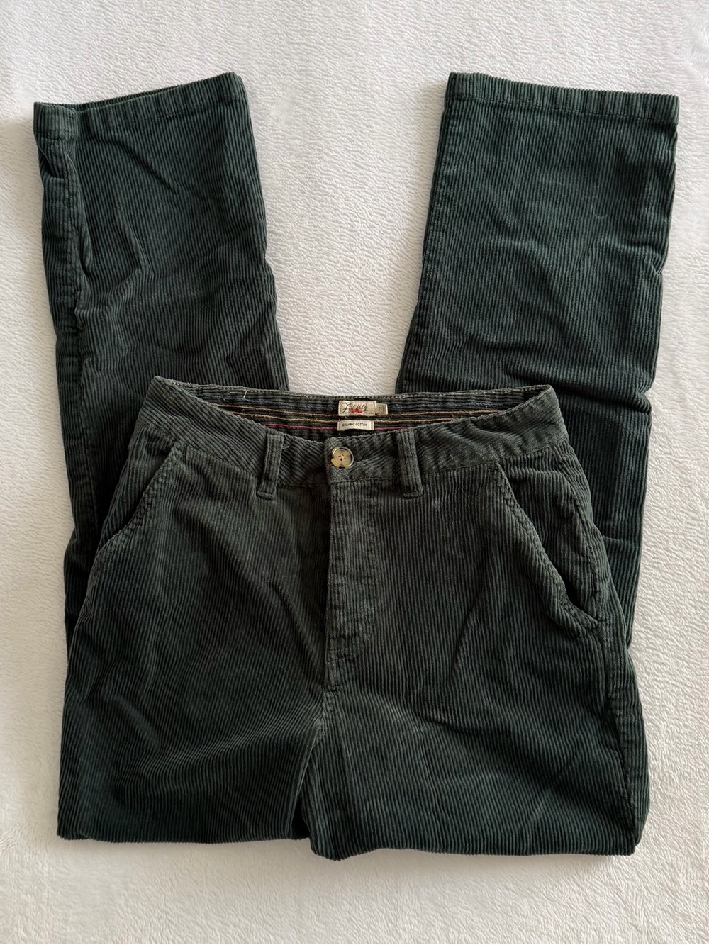 Faherty Organic Cotton High Waist Corduroy
Pant Dark Emerald Green Women's 27